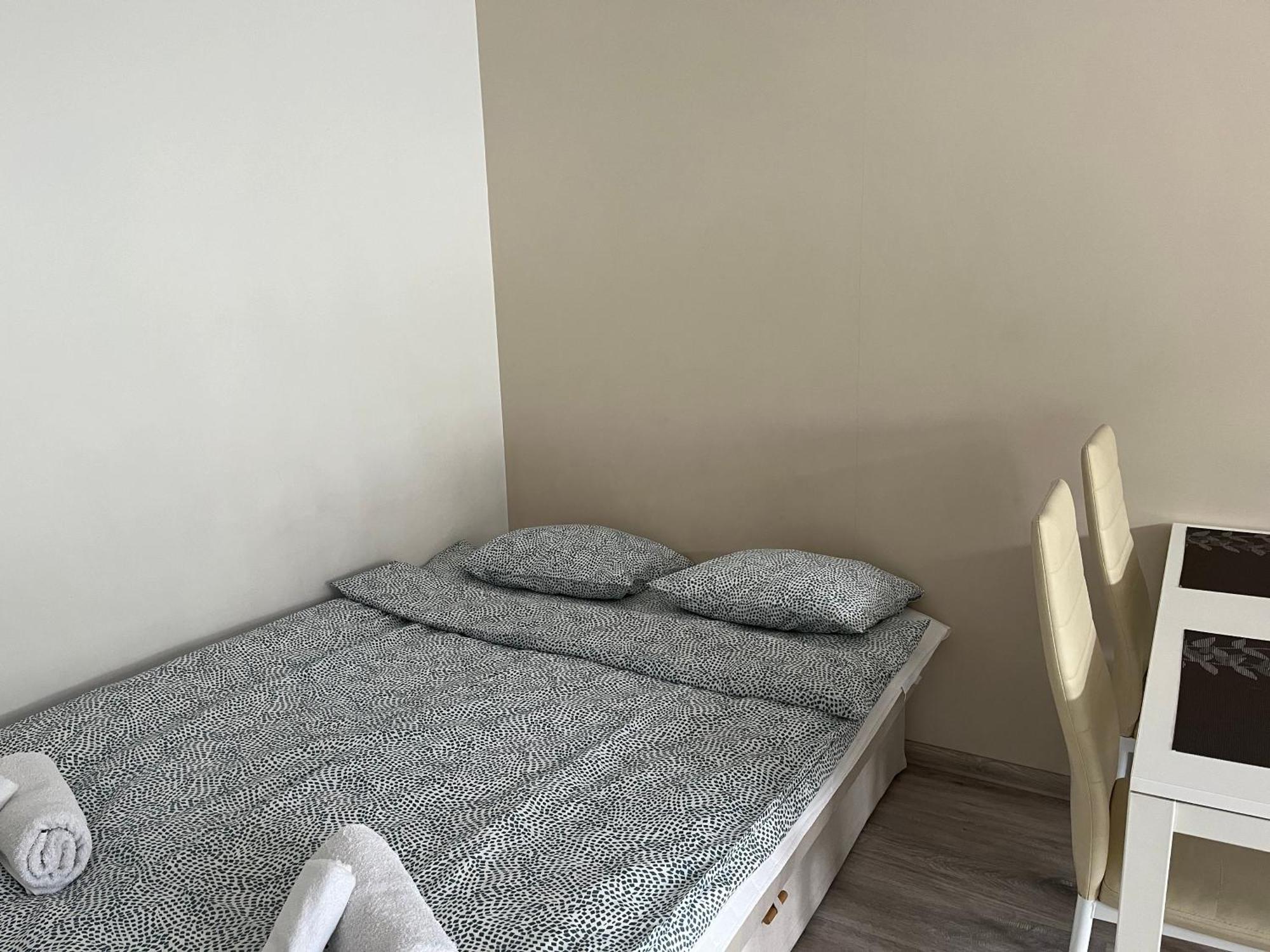 11 Apartment